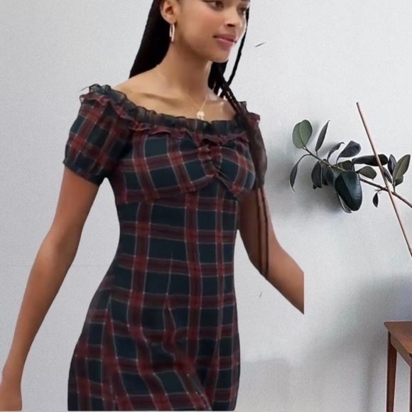 Plaid loose fitted mini dress - Picture 10 of 13